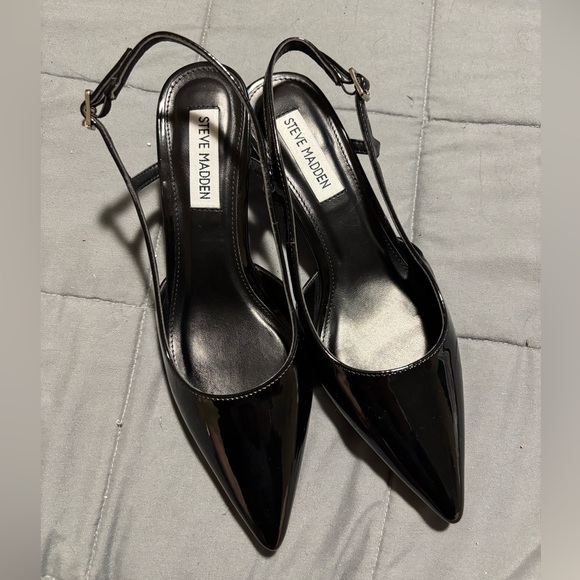STEVE MADDEN Legaci Black Patent Kitten Heels Womens Size 6 - Picture 1 of 9